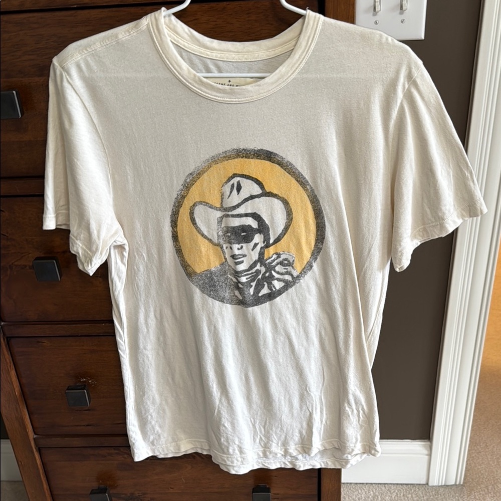 imogene + willie Cream Short Sleeve Tee with Cartoon Graphic